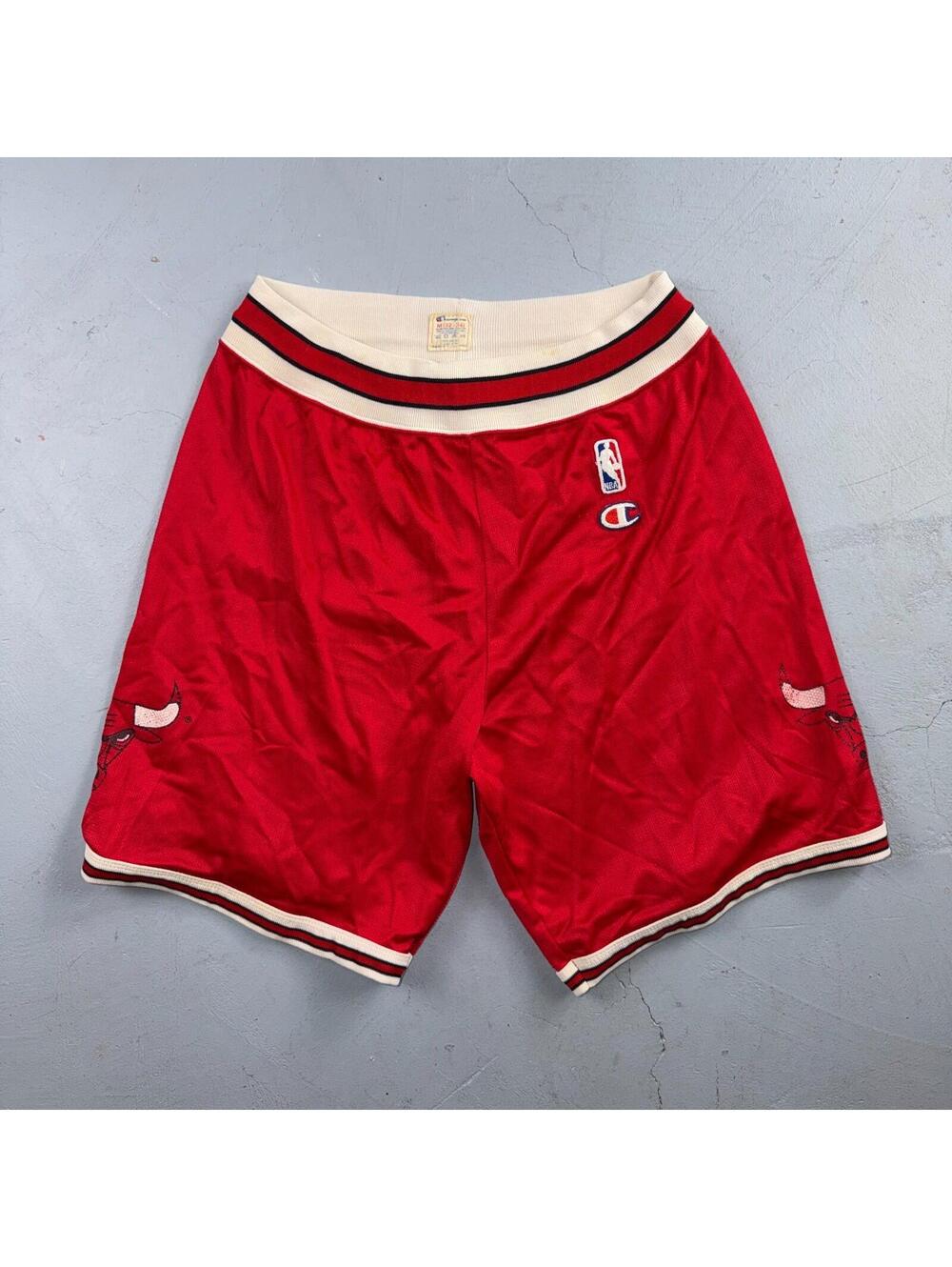 Vintage Champion Chicago Bulls Basketball Shorts Mens Medium Red NBA Jordan 80s